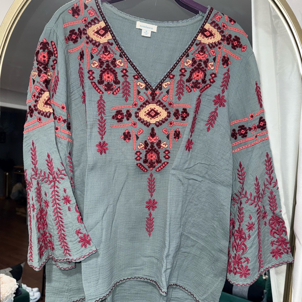 Sundance Embroidered Blouse in Gray and Red